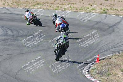 media/Apr-20-2025-AHRMA (Sun) [[393a79c373]]/Race/Group 11 early race/Turn 4b/